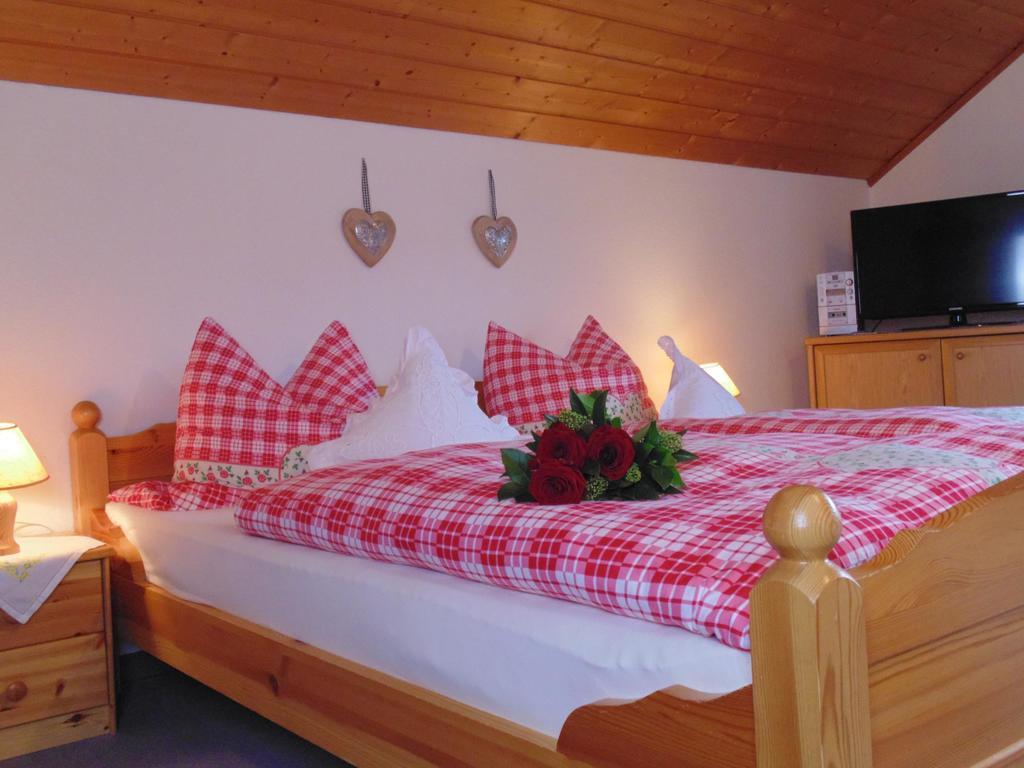 Schmid Apartament *