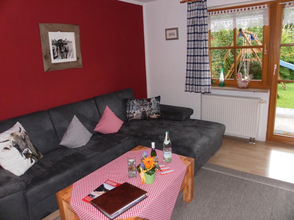 Schmid Apartament *